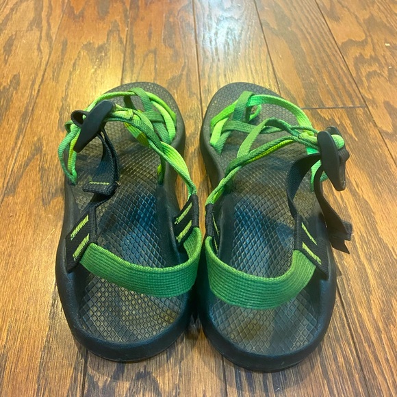 PERFECT condition Chacos - Picture 2 of 3